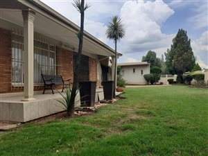 5 Bed House in Irene Park
