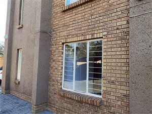 2 Bed Townhouse in Pretoria North