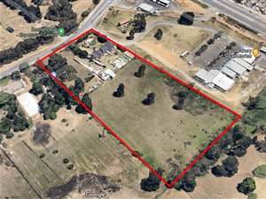 2.6 ha Farm in Ruimsig