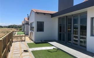 4 Bedroom House in Langebaan Country Estate