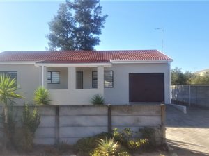 2 Bed House in Hopefield