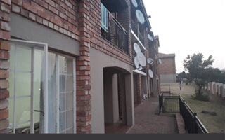 2 Bedroom Apartment in Heuweloord
