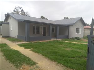 3 Bed House in Vanderbijlpark CW2