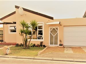 2 Bed House in Zeekoevlei