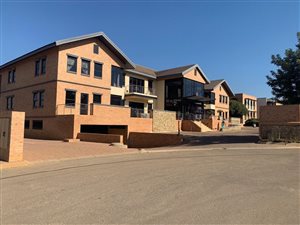 549 m² Commercial space in Tijger Valley and surrounds