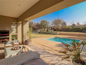 5 Bed House in Dainfern Golf Estate