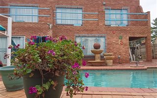 4 Bedroom House in Oakdene