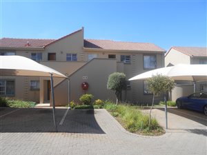 1 Bed Townhouse in Hazeldean (Silverlakes Surroundings)