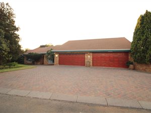 3 Bed House in Golf Park