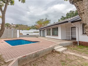 4 Bed House in Carrington Heights