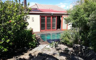 3 Bedroom House in Plumstead