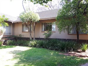 4 Bed House in Hennopspark