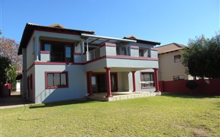 3 Bedroom House in Fernridge Estate