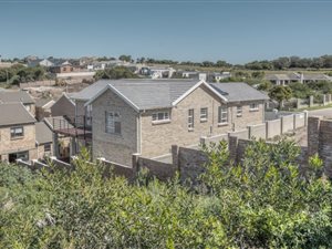 3 Bed House in Lovemore Park