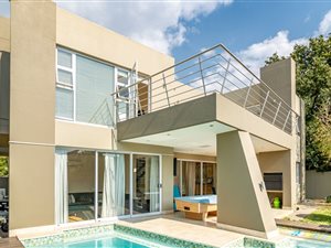 4 Bed House in Stone River Estate