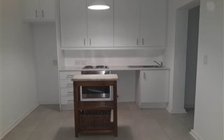 1 Bedroom Garden Cottage in Norwood