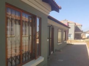 4 Bed House in Amandasig