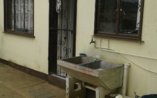 2 Bedroom Simplex in Trenance Manor