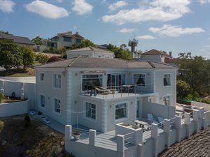 7 Bed House in Heuwelkruin