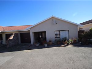 3 Bed House in Oudtshoorn Central