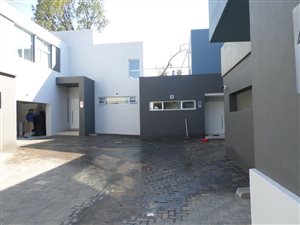 3 Bed Cluster in Atholl