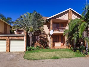 2 Bed Cluster in Magalieskruin