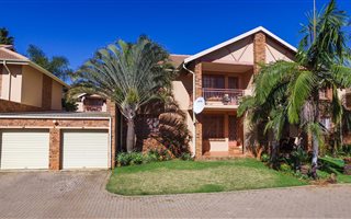 2 Bedroom Cluster in Magalieskruin