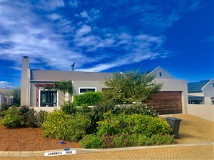 3 Bed House in Kelderhof Country Village