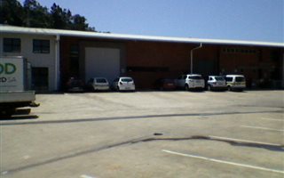 832 m² Industrial space in Red Hill