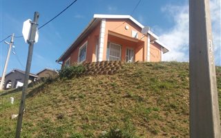 2 Bedroom House in Illovo Beach