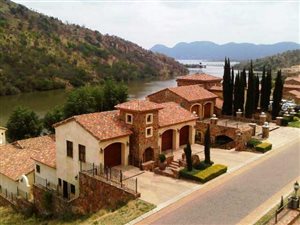 711 m² Land available in Port D Afrique