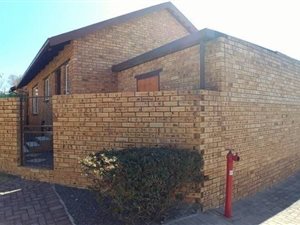 3 Bed House in Safari Gardens