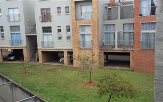 1 Bedroom Townhouse in Houghton Estate