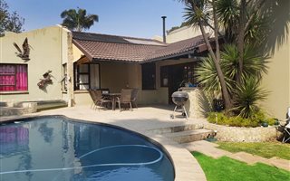 3 Bedroom House in Boat Lake Village