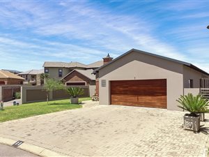 3 Bed House in Glen Eagles Estate
