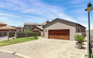3 Bedroom House in Glen Eagles Estate