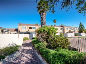 3 Bed Duplex in Rustdal
