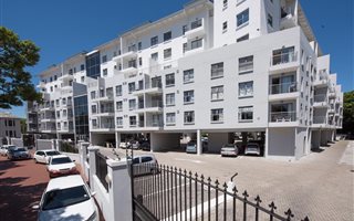 1 Bedroom Apartment in Rondebosch