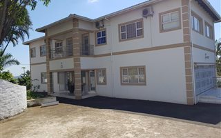 15 Bedroom House in Berea West
