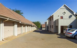 2 Bedroom Apartment in Olympus