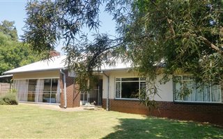 4 Bedroom House in Clubview