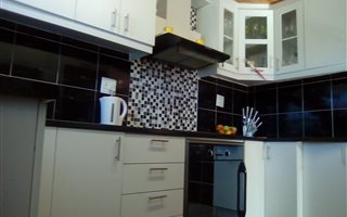5 Bedroom House in Retreat