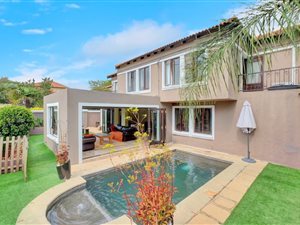3 Bed House in Cedar Lakes