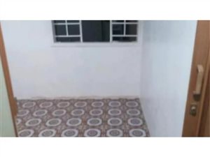 2 Bed House in Phoenix Industrial