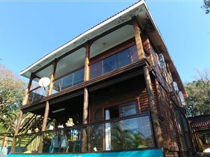 5 Bed House in Palm Beach