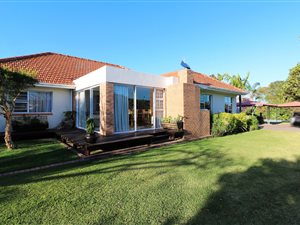 4 Bed House in Baysville