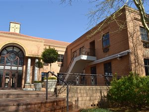 418 m² Office Space in Faerie Glen