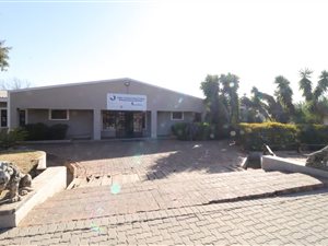 430 m² Commercial space in Monavoni