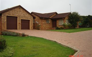 3 Bedroom House in Glen Austin