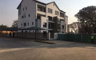 3 Bedroom Apartment in Carlswald Estate